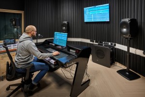 Lumit performing arts school turns to Genelec for sound system upgrade