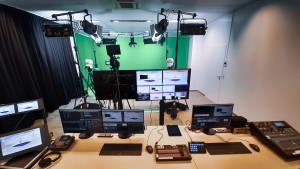 MCI realisiert Green-Screen-Studio für Ideal-Versicherung